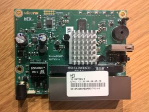 MikroTik hEX