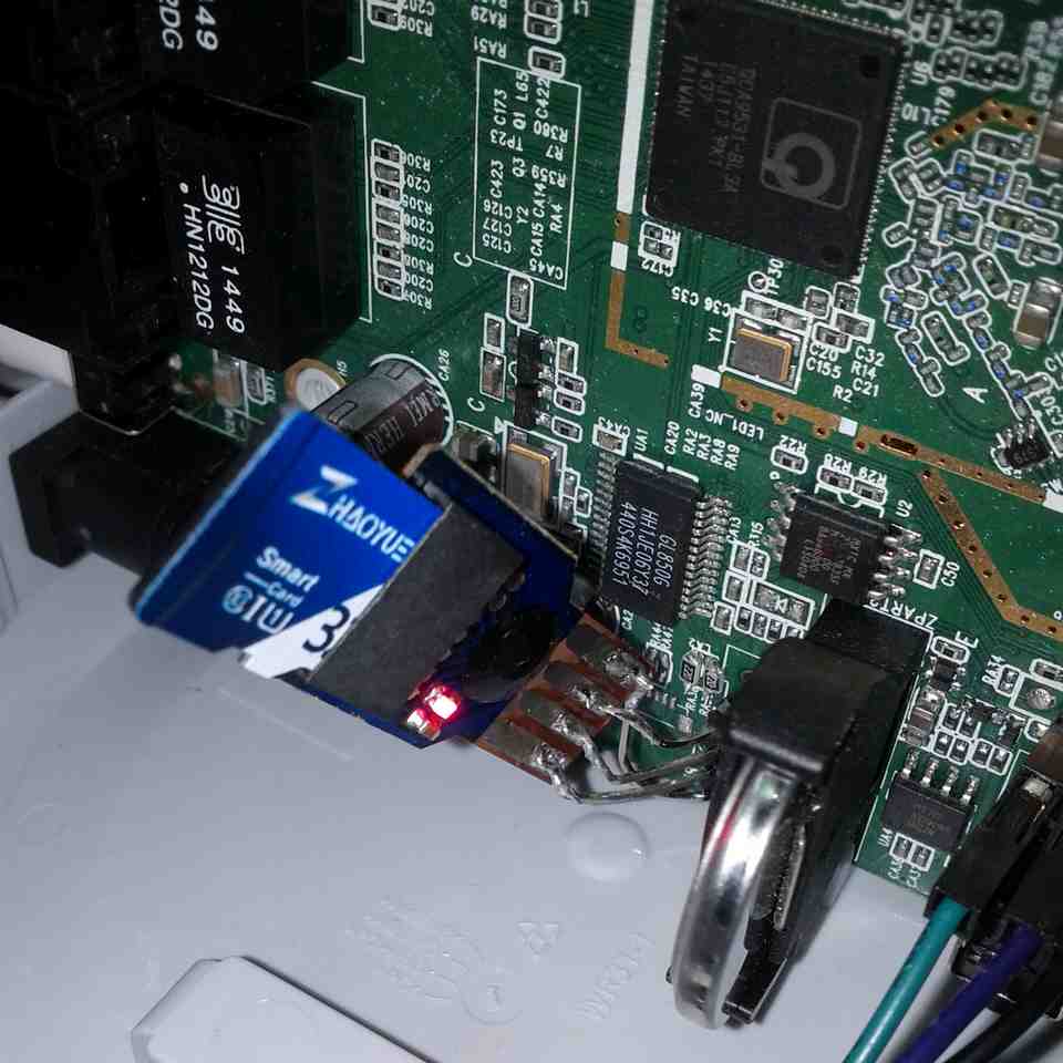 dch-g020_extroot.jpg dch-g020_extroot.jpg